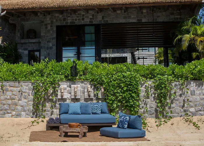 Clay Beach Samui - Beachfront Villas