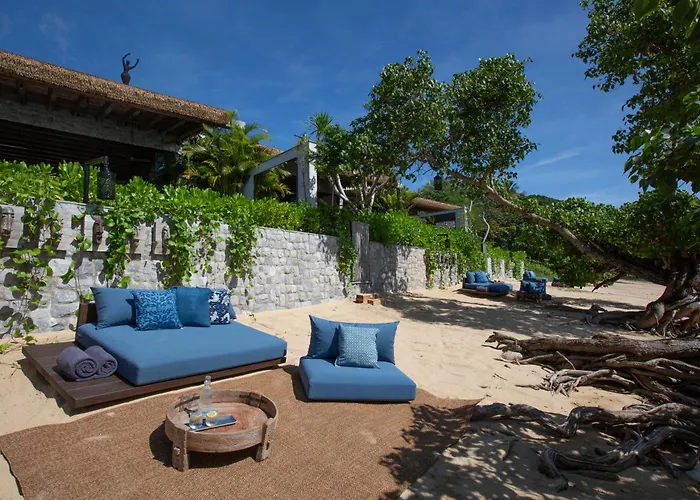 Clay Beach Samui - Beachfront Villas